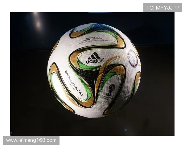 2026年世界杯专用球发布引领新潮流 突破设计与技术的完美融合 2026年世界杯专用球发布引领新潮流 突破设计与技术的完美融合