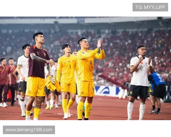 中国男足再创佳绩主场鏖战逆转取胜展现团队精神与新时代风貌