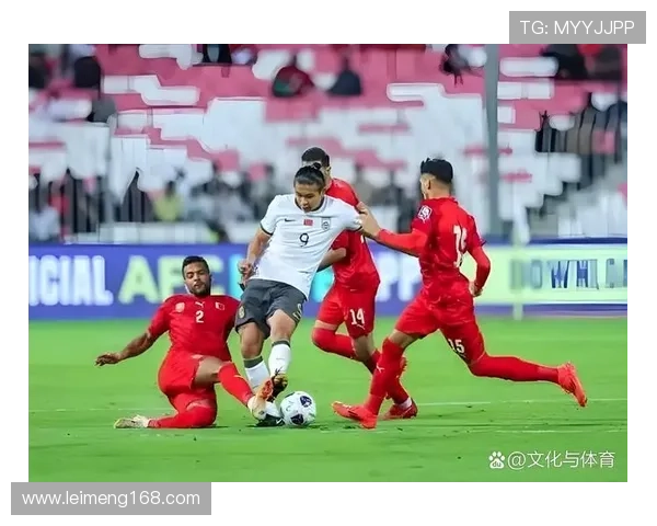 《世界杯预选赛:亚洲强队激烈对决,国足力争小组出线》 《世界杯预选赛:亚洲强队激烈对决,国足力争小组出线》