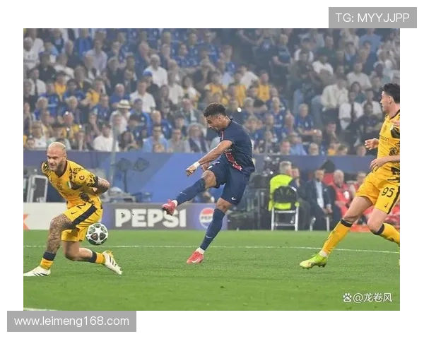 梅西转会风波:巴黎圣日耳曼与国际米兰展开激烈竞争争夺巨星 梅西转会风波:巴黎圣日耳曼与国际米兰展开激烈竞争争夺巨星